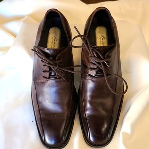 Kenneth Cole sliver technology